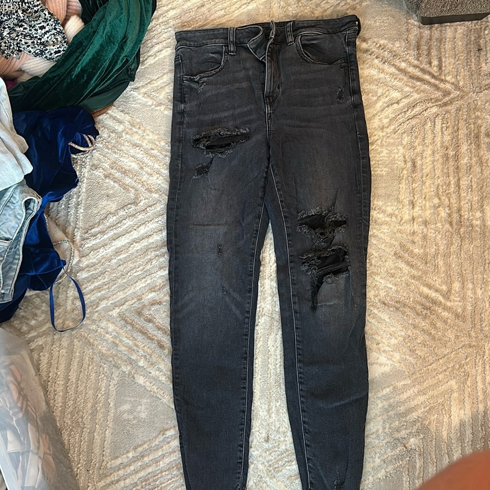 Ripped denim American Eagle jeans